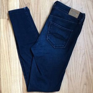 Abercrombie & Fitch Dark Wash Jeans/Jeggings